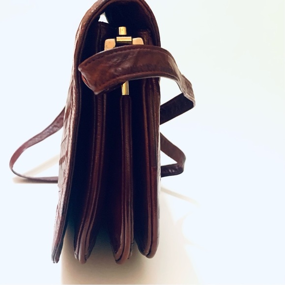 VINTAGE EEL LEATHER Curved
Shoulder Bag / Clutch Bag, burgundy - Picture 6 of 9